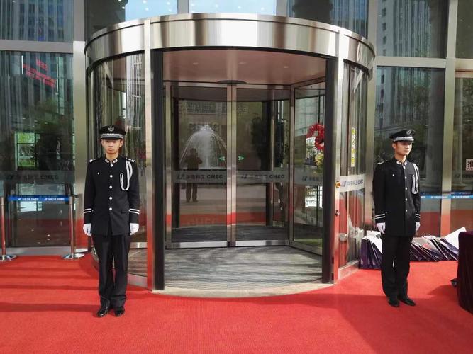 公司經營范圍包括門衛,巡邏,守護;保潔服務;勞務服務;物業管理等